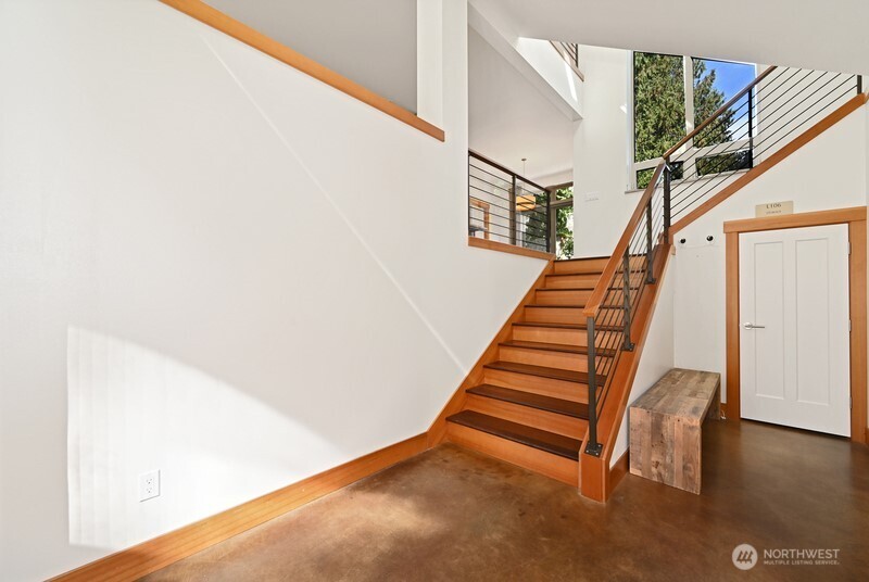10644 Bartlett Avenue NE, Seattle, WA 98125