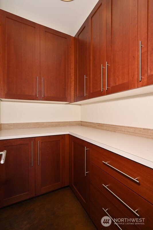 10644 Bartlett Avenue NE, Seattle, WA 98125