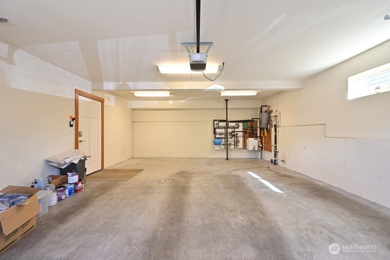 10644 Bartlett Avenue NE, Seattle, WA 98125