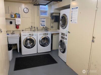 840 W Nickerson Street , Seattle, WA 98119 - Photo 11