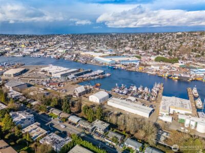 840 W Nickerson Street , Seattle, WA 98119 - Photo 12