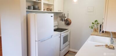 840 W Nickerson Street , Seattle, WA 98119 - Photo 10