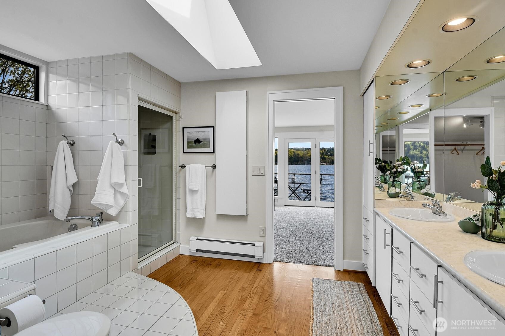 12570 Riviera Place NE, Seattle, WA 98125
