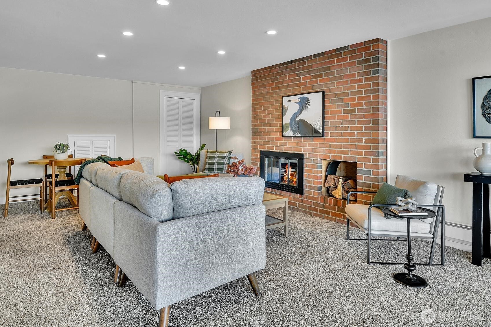 12570 Riviera Place NE, Seattle, WA 98125