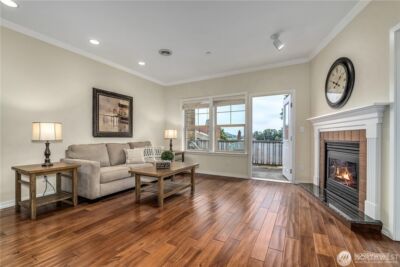 1020 1st Street #304, Snohomish, WA 98290