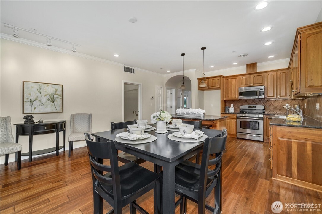 1020 1st Street #304, Snohomish, WA 98290
