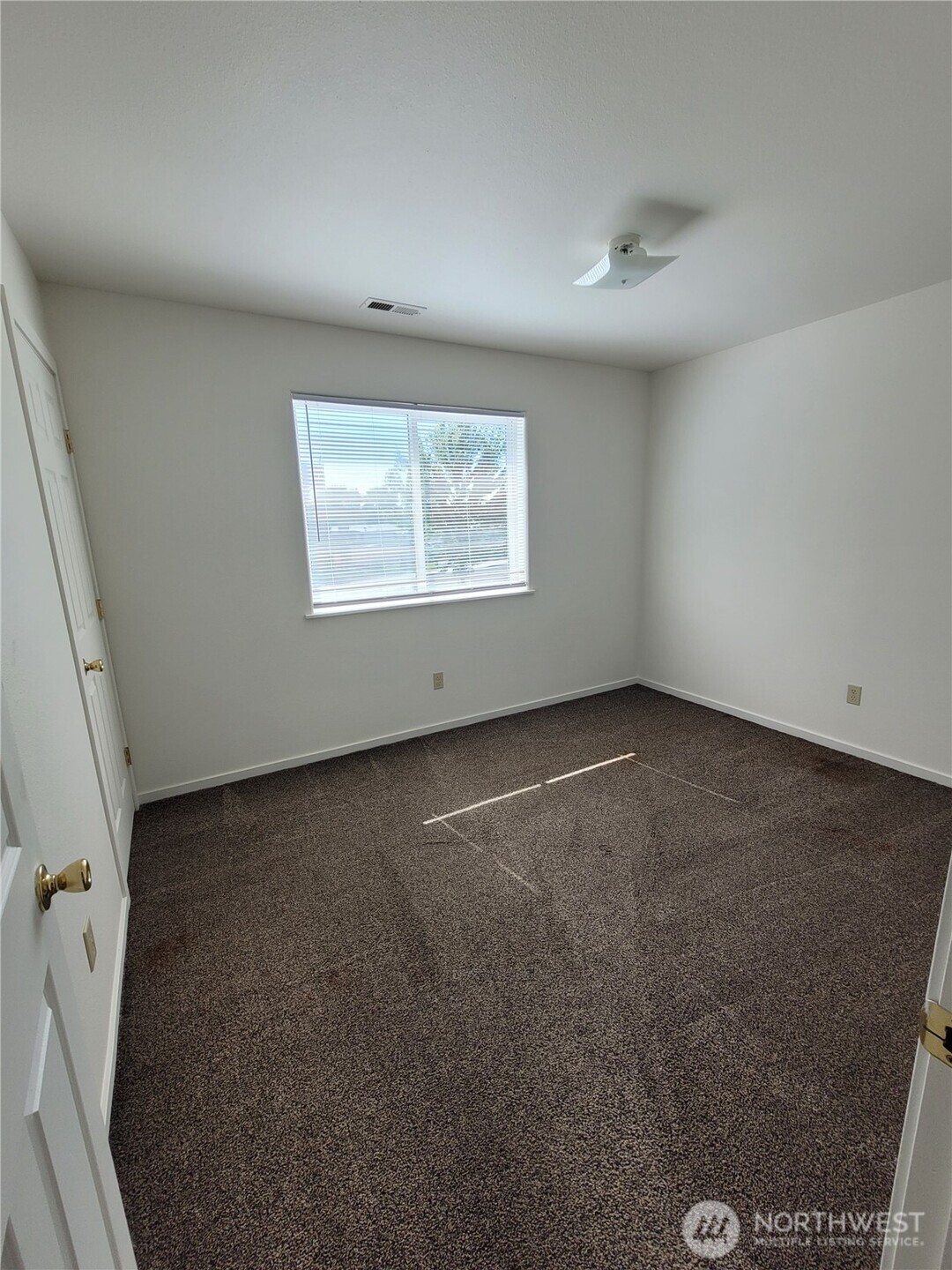 1824 W Crouse Street , Moses Lake, WA 98837