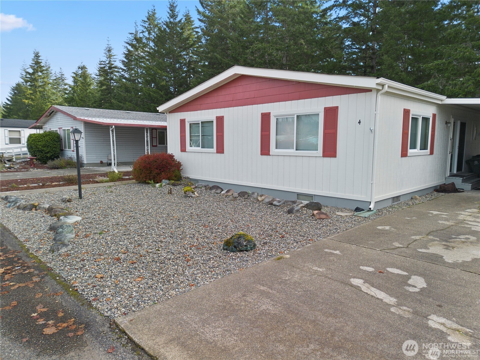 4 Blitzen Lane , Shelton, WA 98584