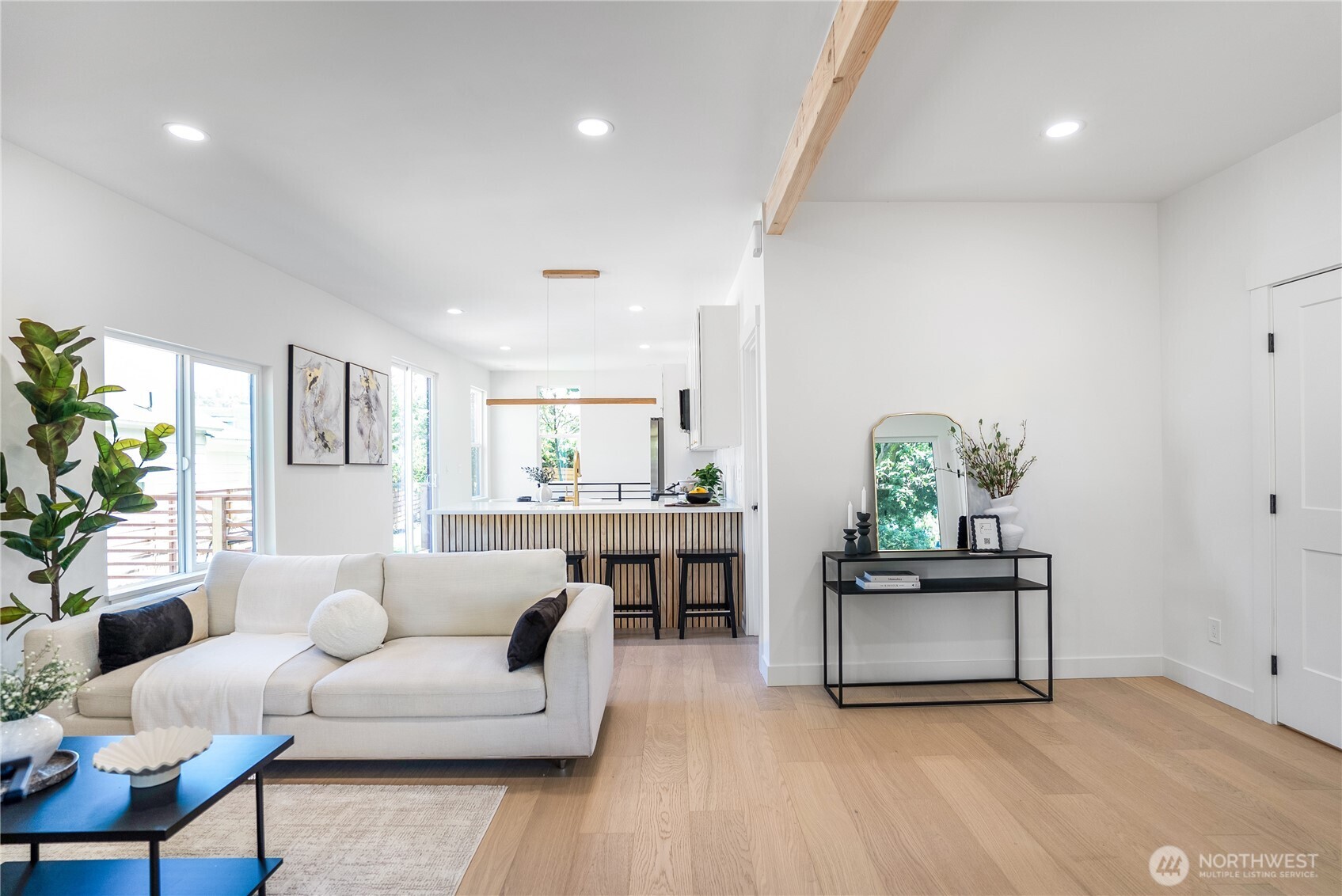 6310 S Ellis Avenue #1, Seattle, WA 98108