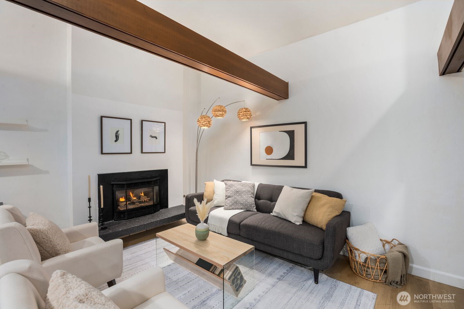 1520 Sycamore Drive SE, Issaquah, WA 98027