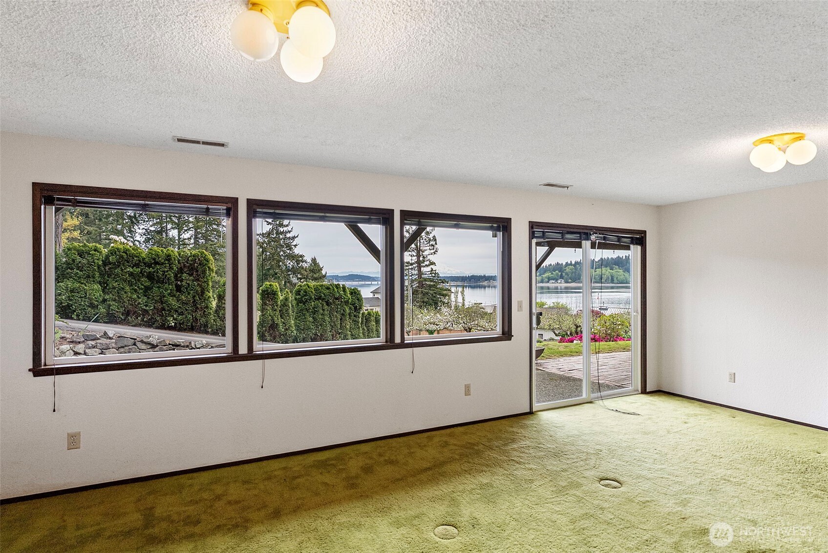 10519 Powell Dr. NW , Gig Harbor, WA 98335