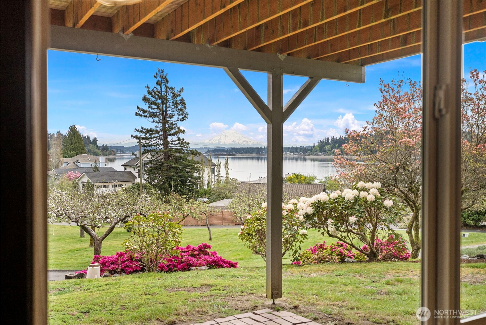 10519 Powell Dr. NW , Gig Harbor, WA 98335