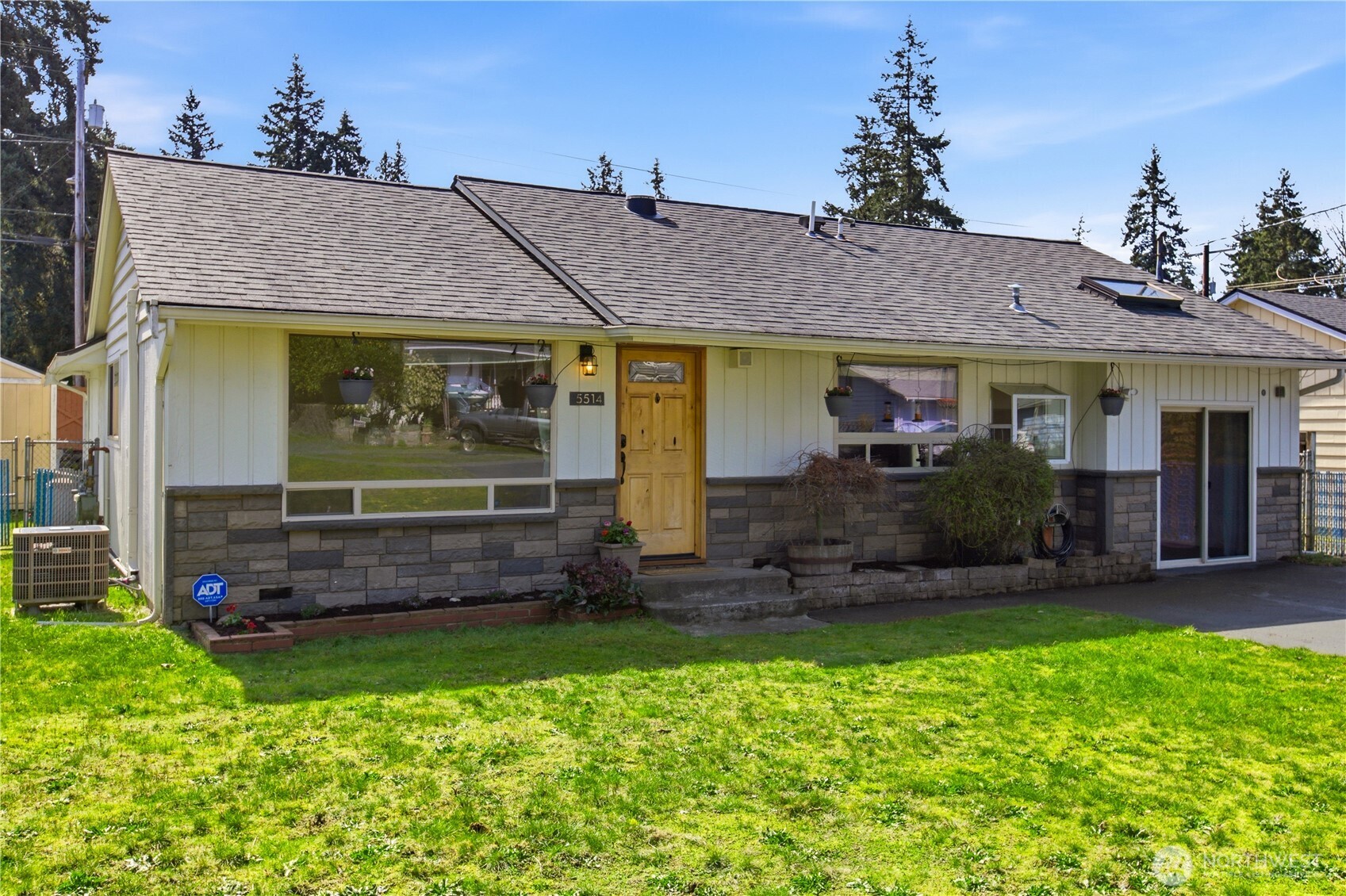 5514 Firwood Drive , Lynnwood, WA 98036