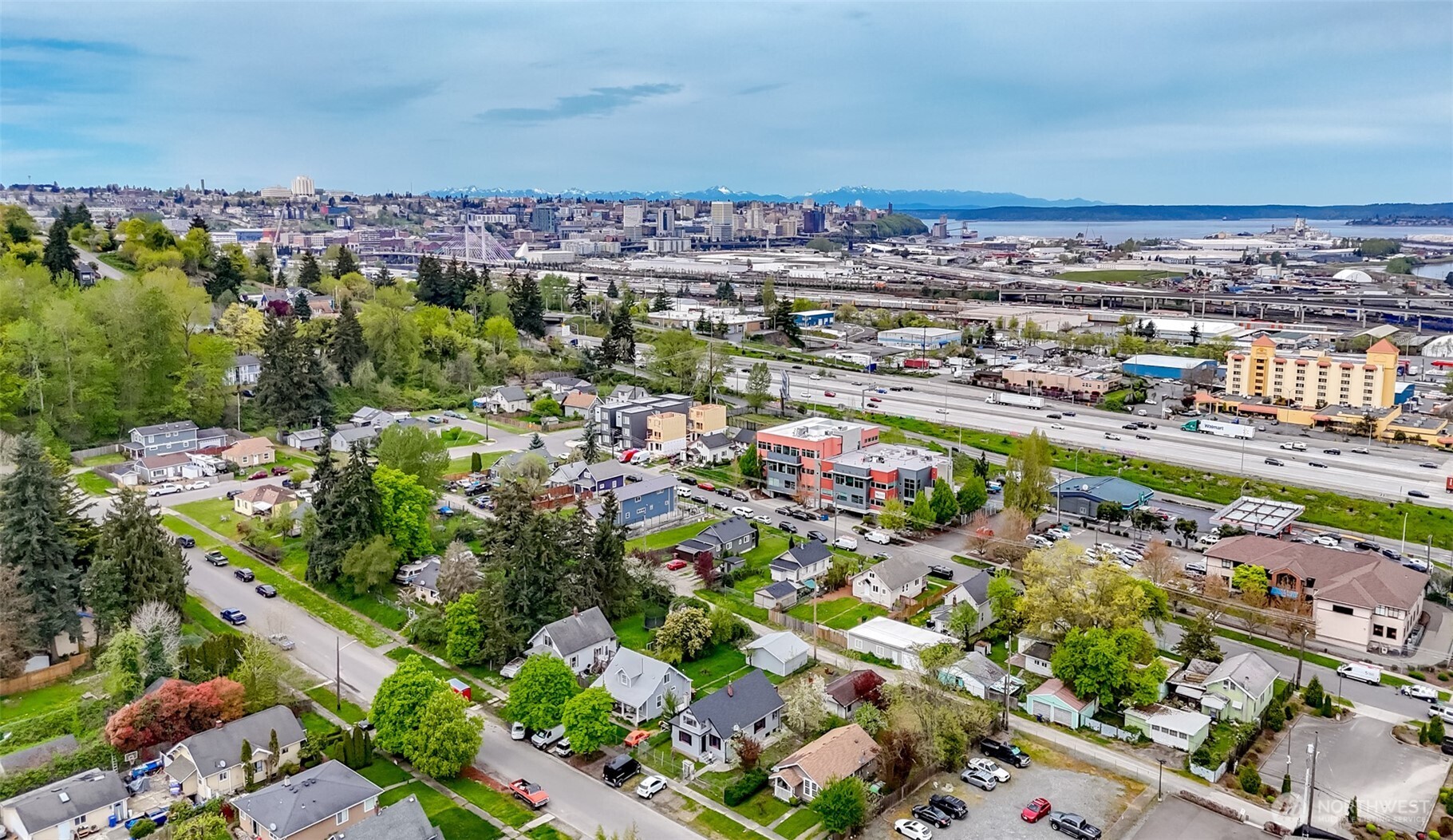 1437 E 30th Street , Tacoma, WA 98404