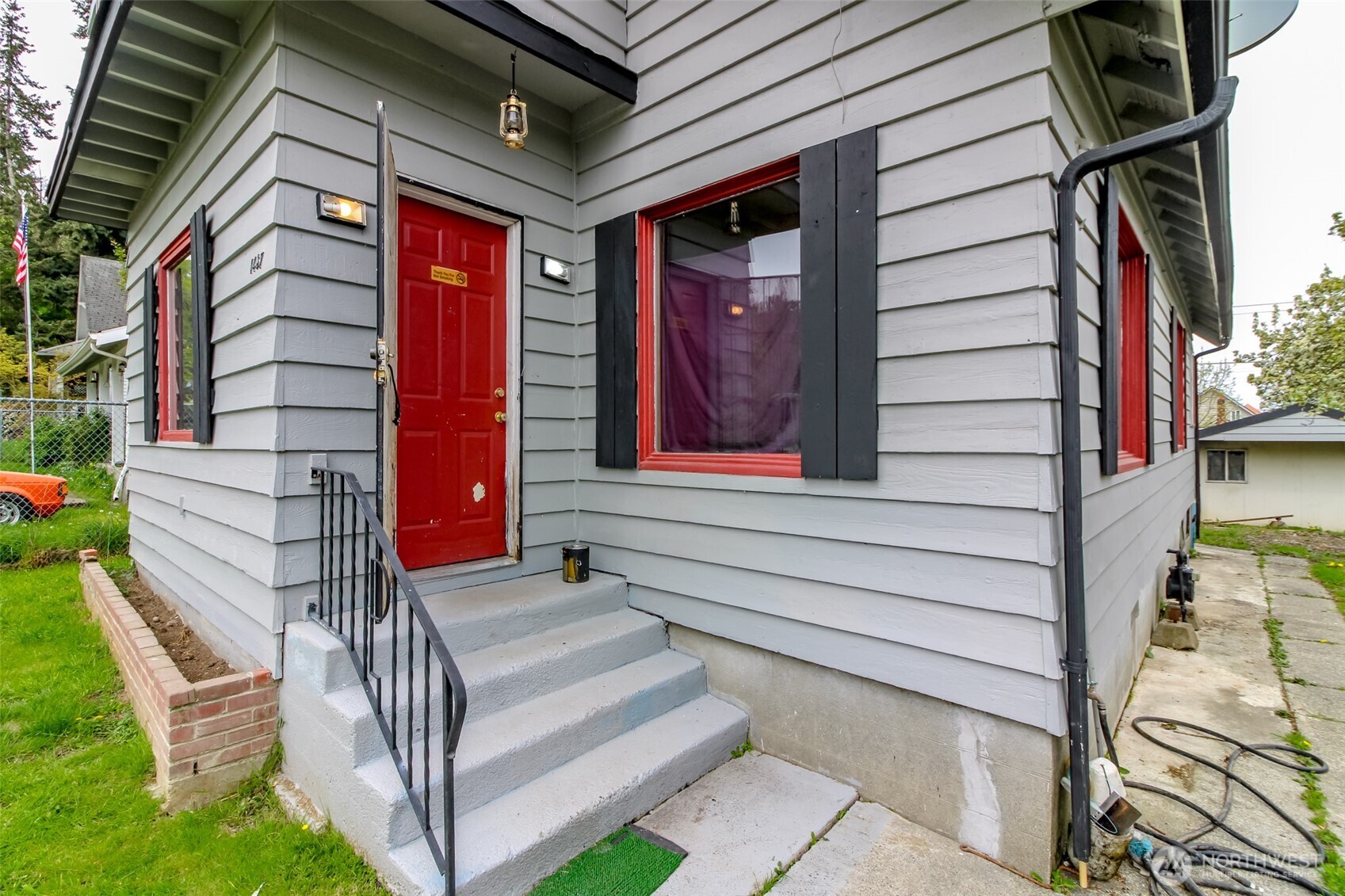 1437 E 30th Street , Tacoma, WA 98404