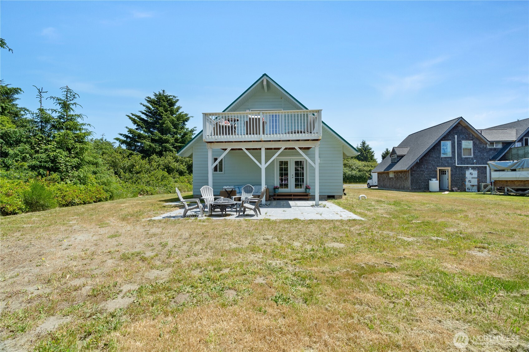 195 Ocean Shores Boulevard SW, Ocean Shores, WA 98569