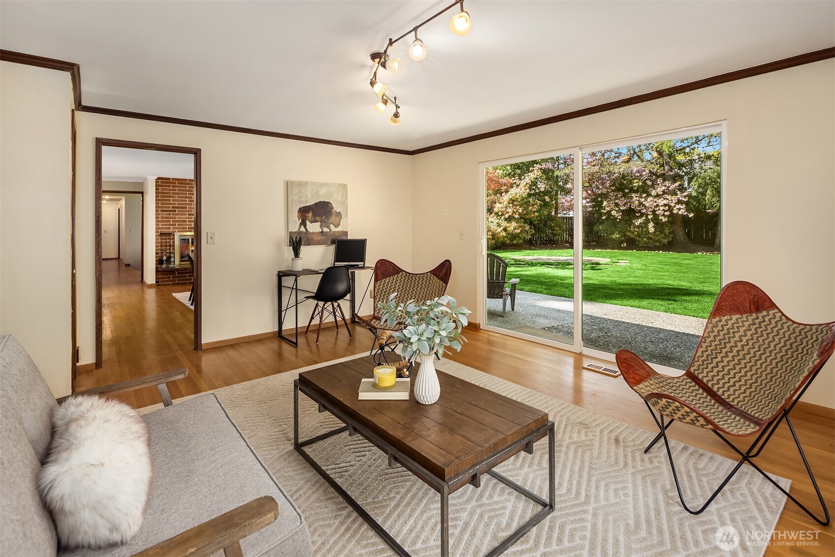 14714 NE 10th Street , Bellevue, WA 98007