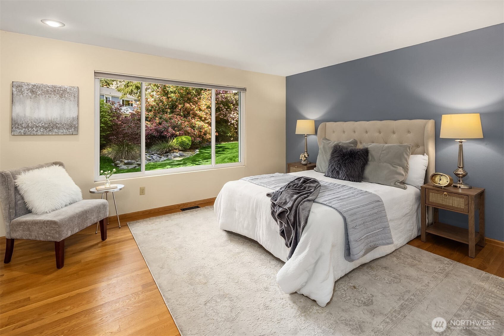 14714 NE 10th Street , Bellevue, WA 98007