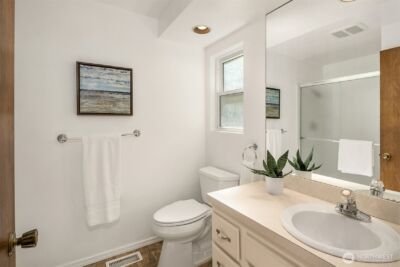14714 NE 10th Street , Bellevue, WA 98007 - Photo 22