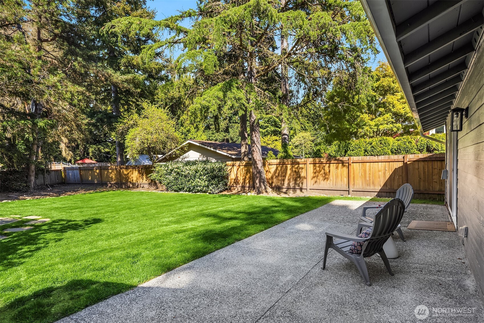 14714 NE 10th Street , Bellevue, WA 98007