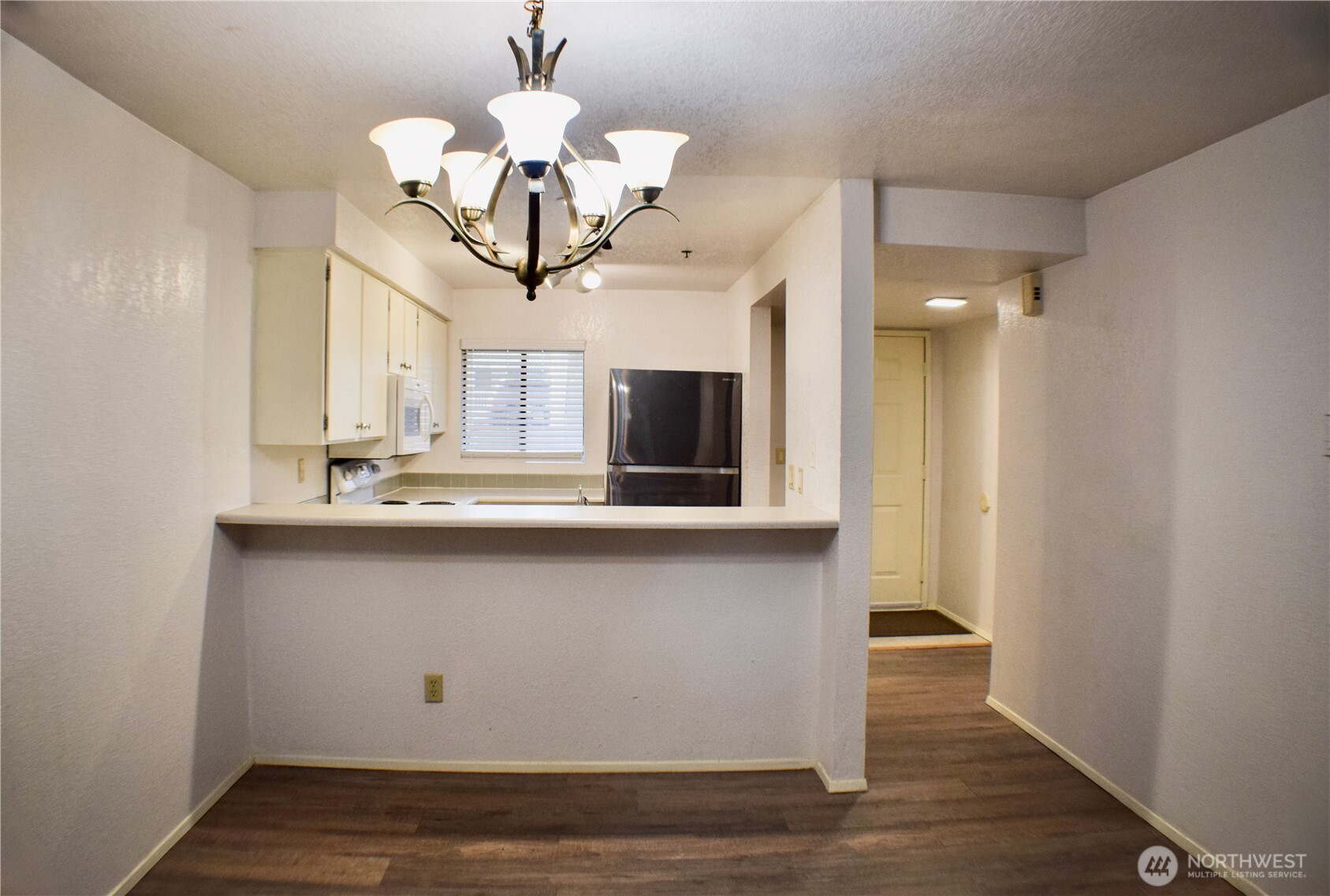 25120 98th Place S #A105, Kent, WA 98030
