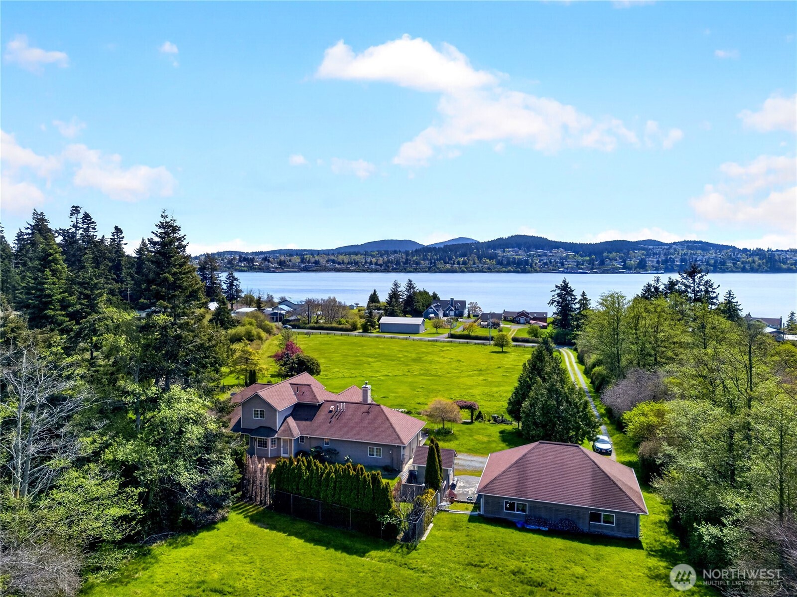 4603 S Shore Drive , Anacortes, WA 98221-9580