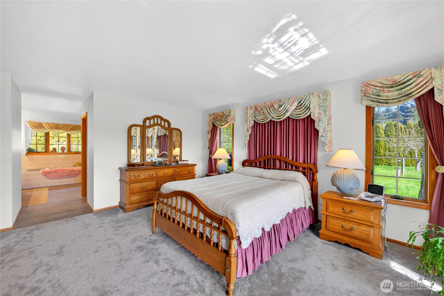 4603 S Shore Drive , Anacortes, WA 98221-9580