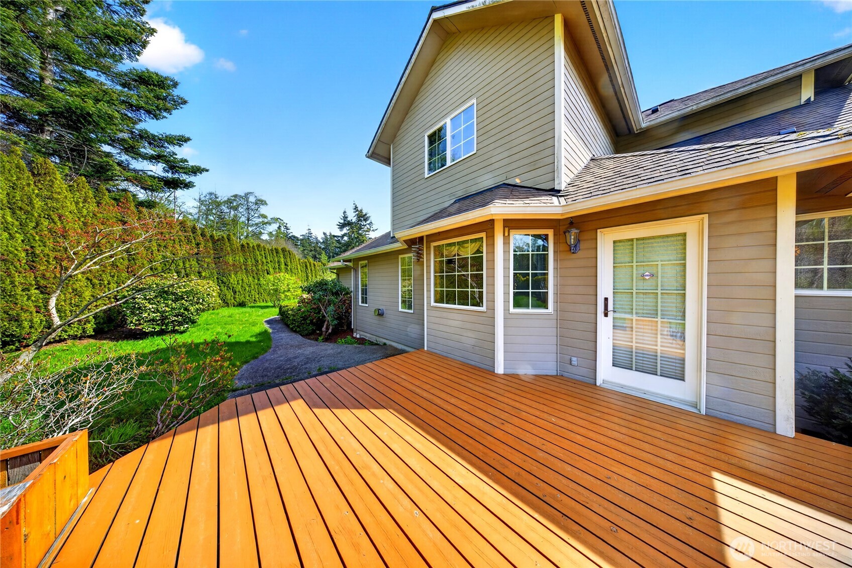 4603 S Shore Drive , Anacortes, WA 98221-9580