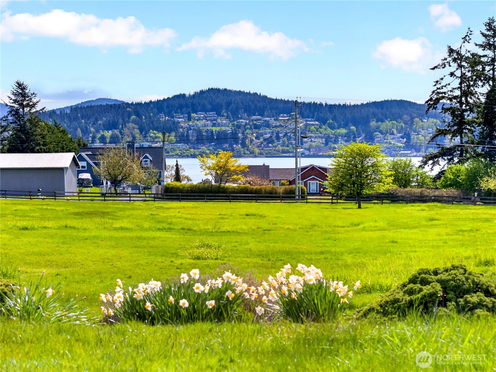 4603 S Shore Drive , Anacortes, WA 98221-9580