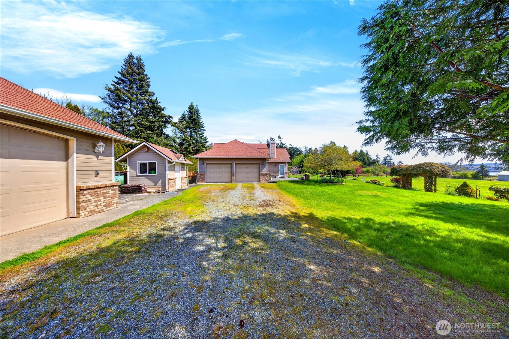 4603 S Shore Drive , Anacortes, WA 98221-9580