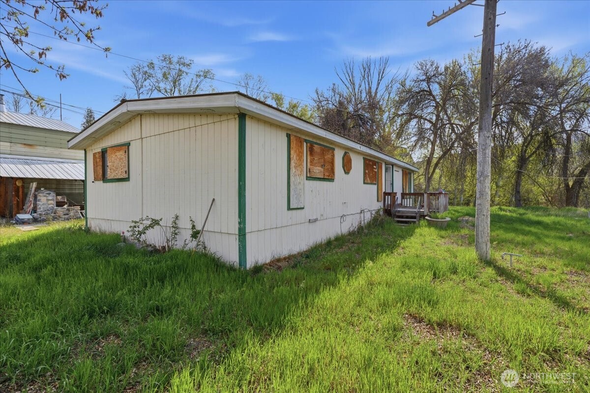 380 Elmer City Access Road , Coulee Dam, WA 99116