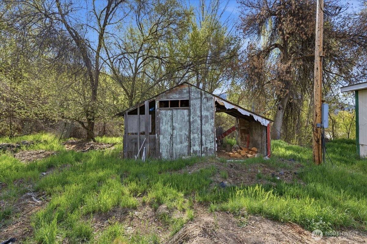 380 Elmer City Access Road , Coulee Dam, WA 99116