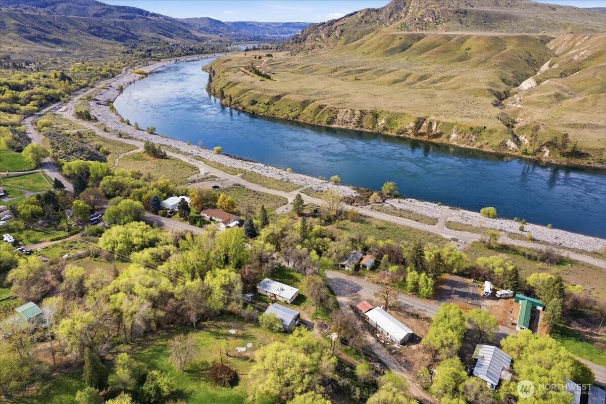 380 Elmer City Access Road , Coulee Dam, WA 99116