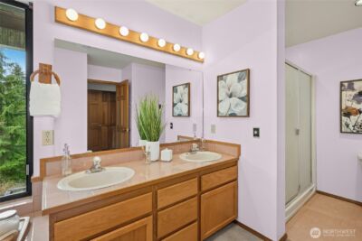 2420 Squak Mountain Loop SW, Issaquah, WA 98027 - Photo 20