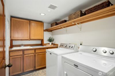 2420 Squak Mountain Loop SW, Issaquah, WA 98027 - Photo 24