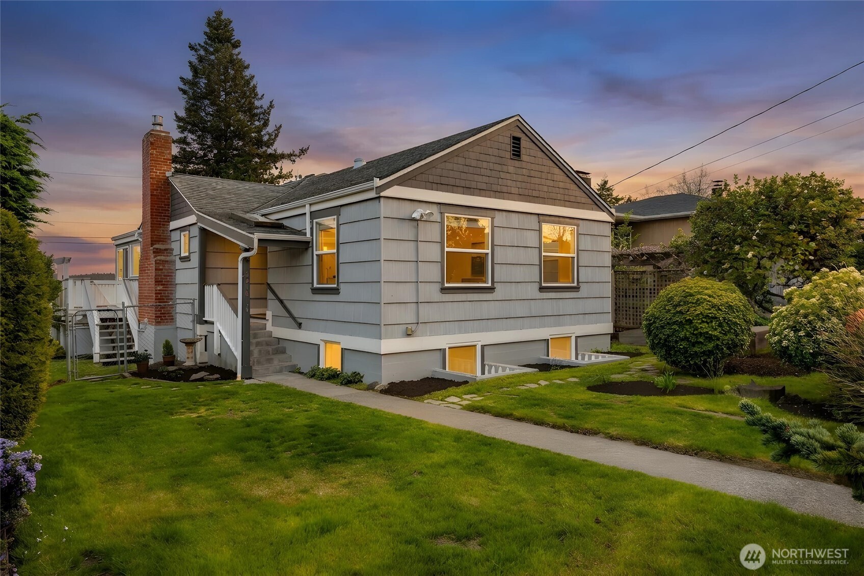 2010 9th Street , Anacortes, WA 98221