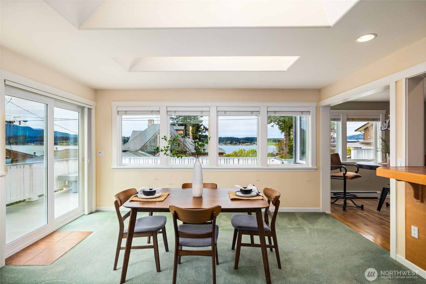 2010 9th Street , Anacortes, WA 98221