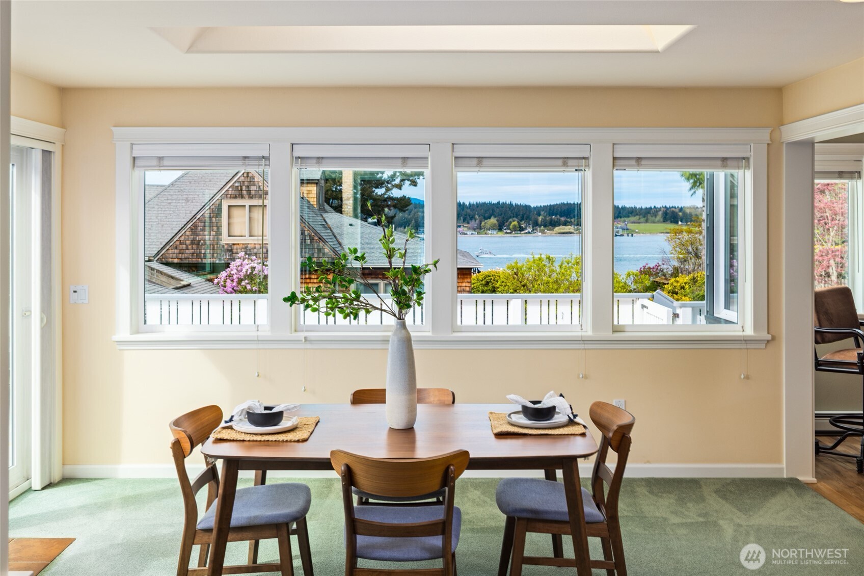 2010 9th Street , Anacortes, WA 98221