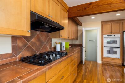 2010 9th Street , Anacortes, WA 98221 - Photo 25
