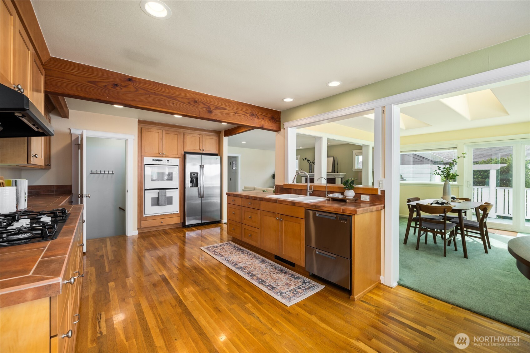 2010 9th Street , Anacortes, WA 98221