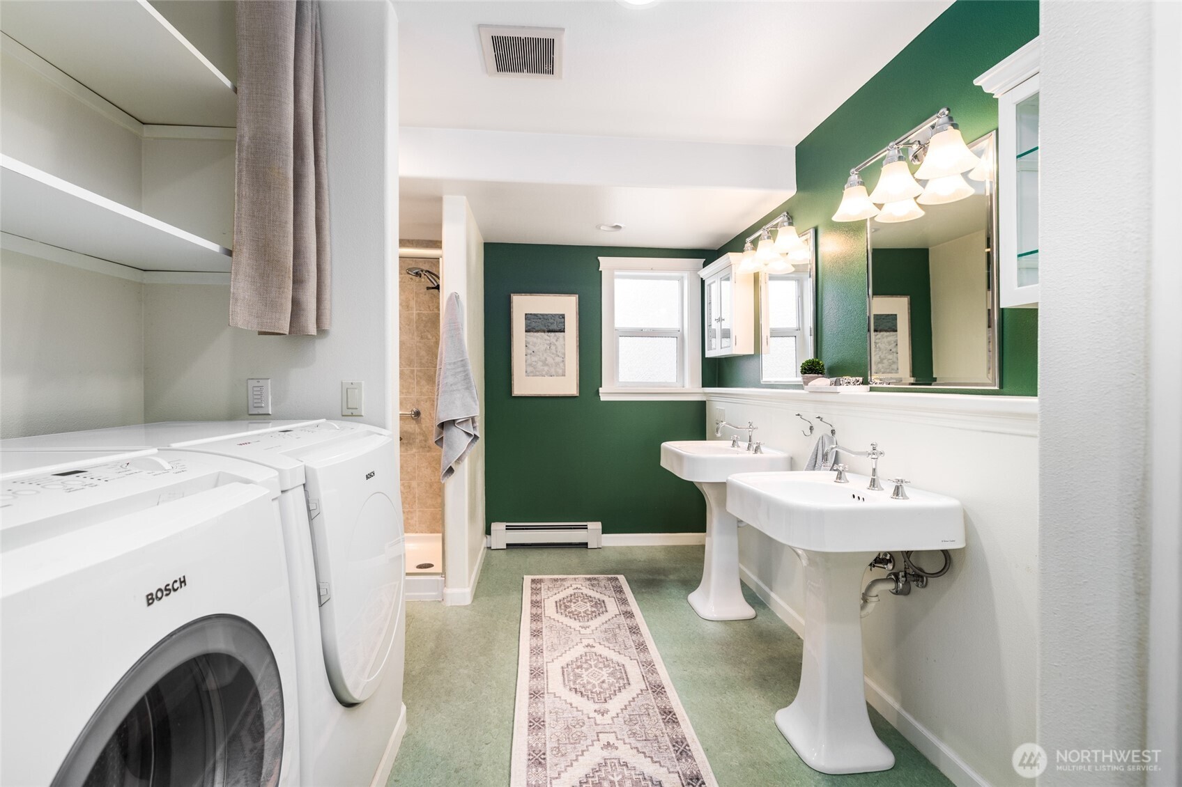 2010 9th Street , Anacortes, WA 98221