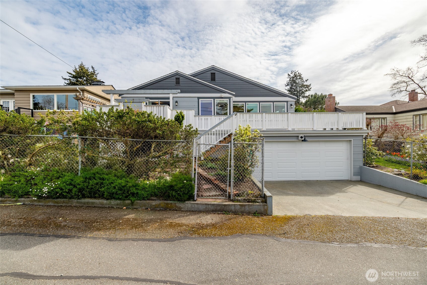 2010 9th Street , Anacortes, WA 98221