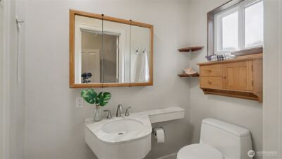 11329 Newcastle Way , Newcastle, WA 98056 - Photo 20