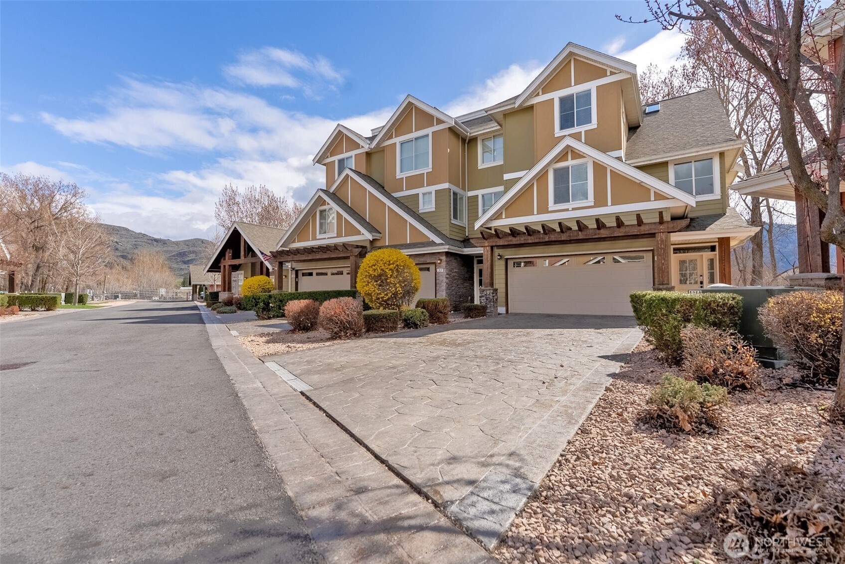 24 Sandalia Court , Oroville, WA 98844