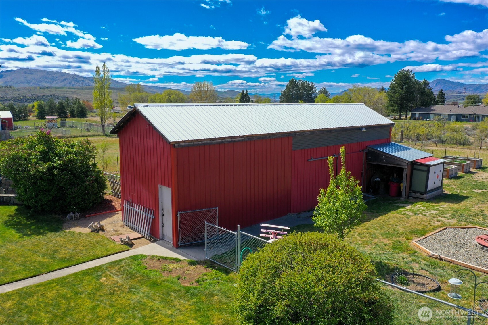 35 Red Apple Drive , Omak, WA 98841