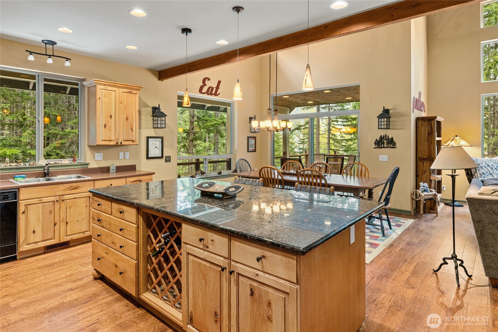 181 Tranquility Lane , Easton, WA 98925