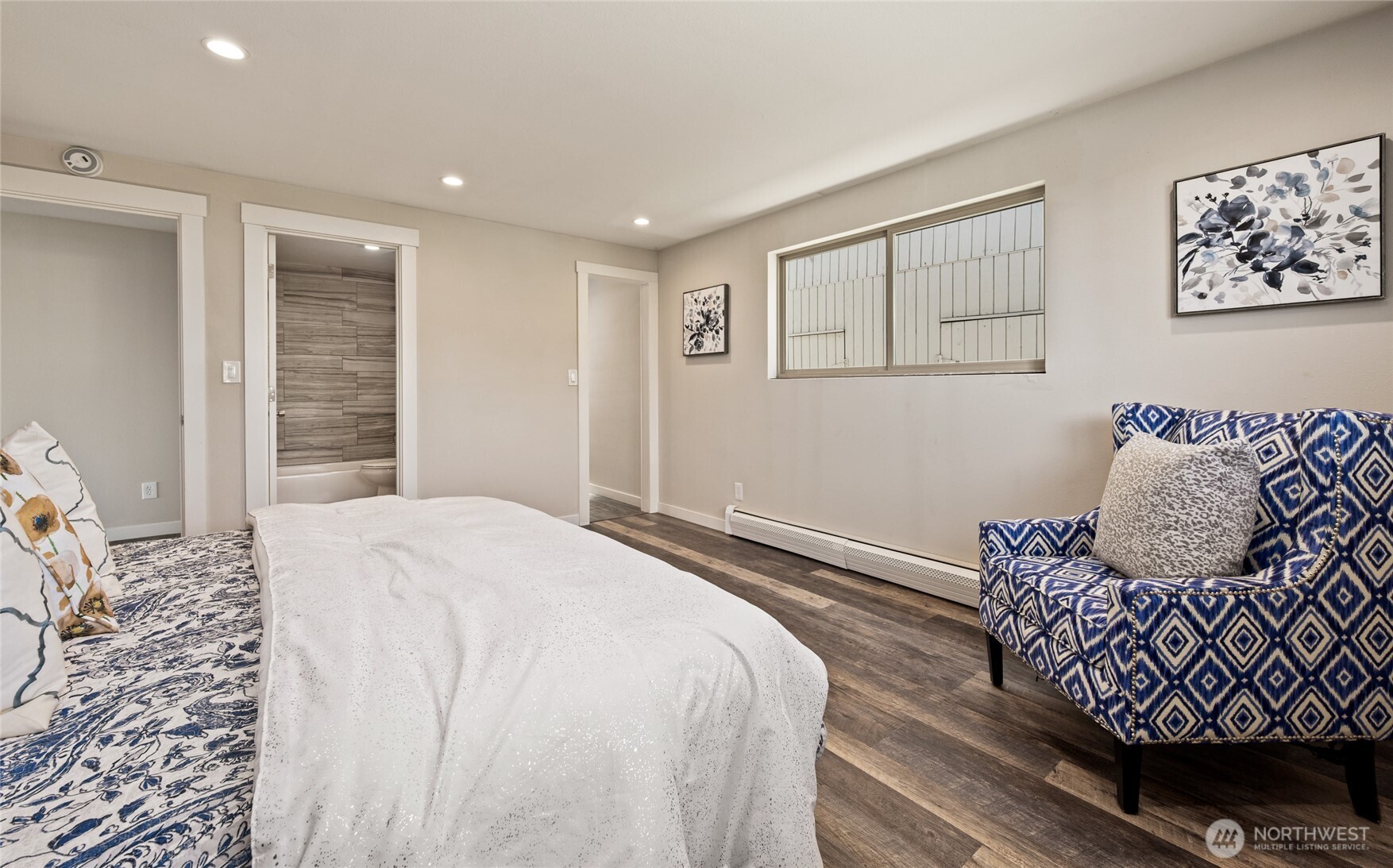 1462 SE Camano Drive , Camano Island, WA 98282