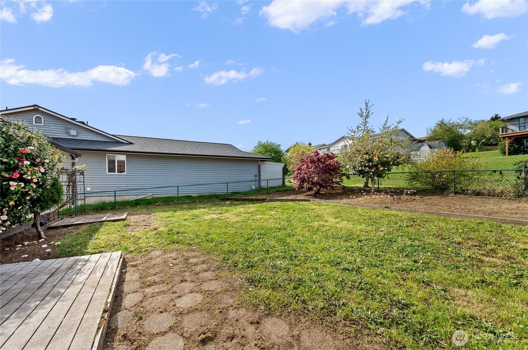 1462 SE Camano Drive , Camano Island, WA 98282
