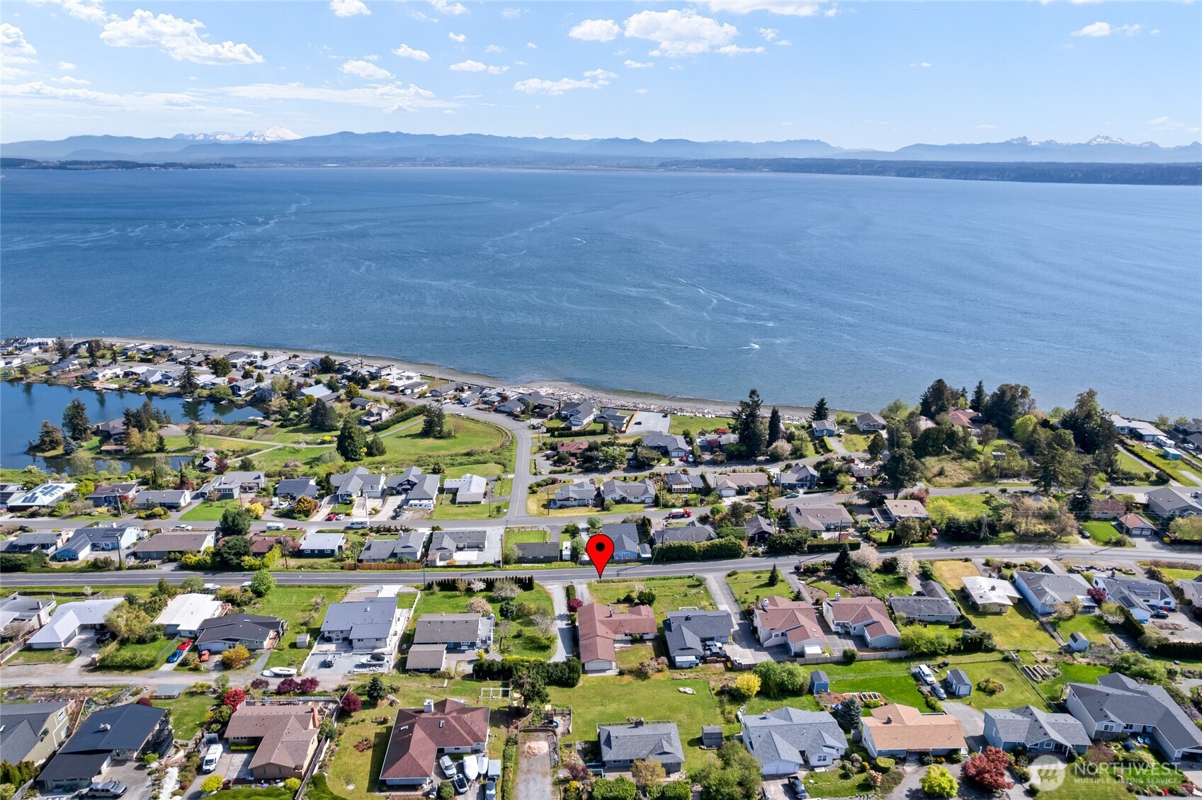 1462 SE Camano Drive , Camano Island, WA 98282