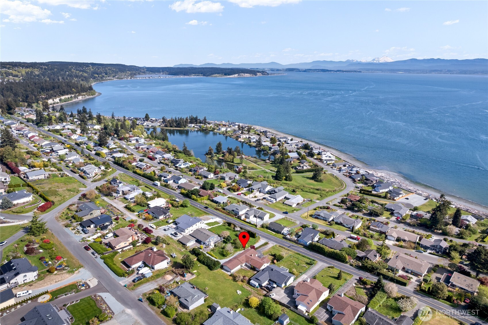 1462 SE Camano Drive , Camano Island, WA 98282